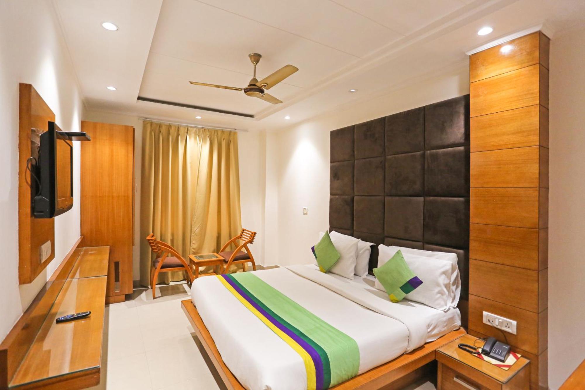 Hotel Silky Palace Near Igi Airportt New Delhi Eksteriør bilde