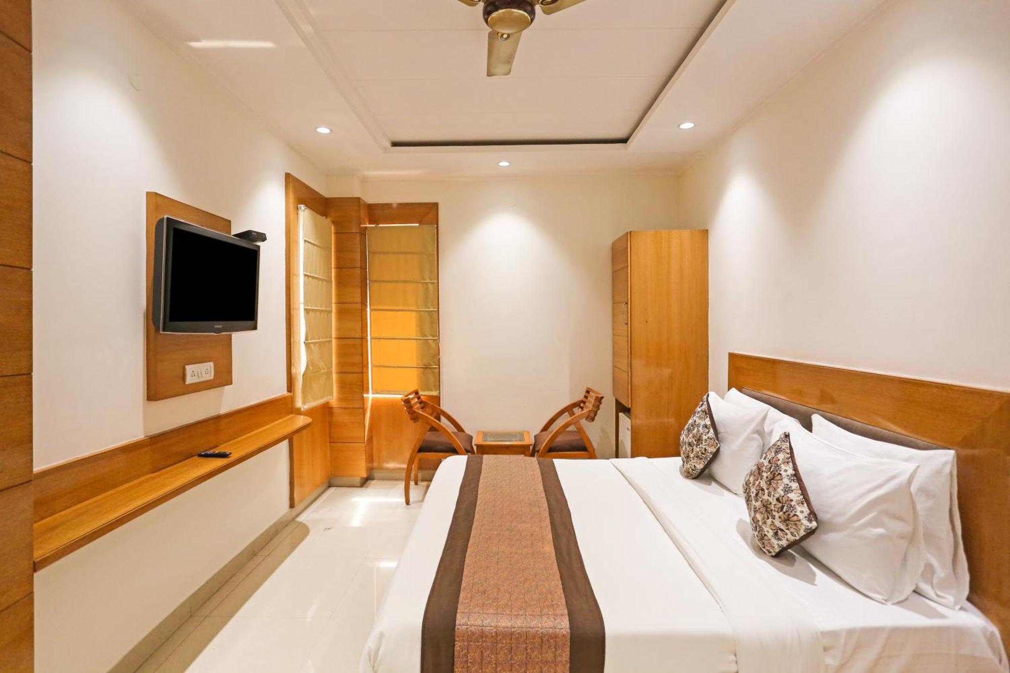 Hotel Silky Palace Near Igi Airportt New Delhi Eksteriør bilde