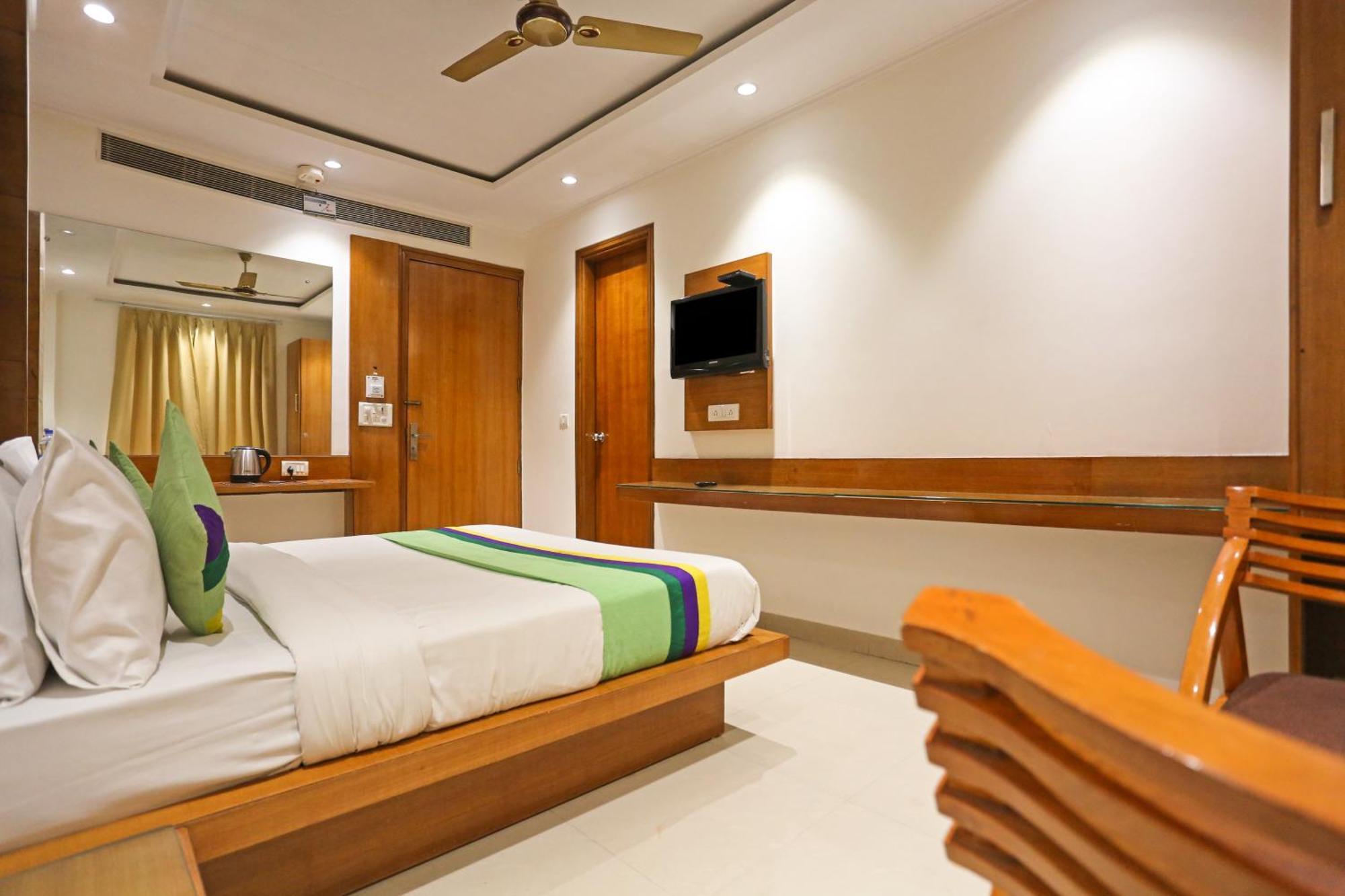 Hotel Silky Palace Near Igi Airportt New Delhi Eksteriør bilde
