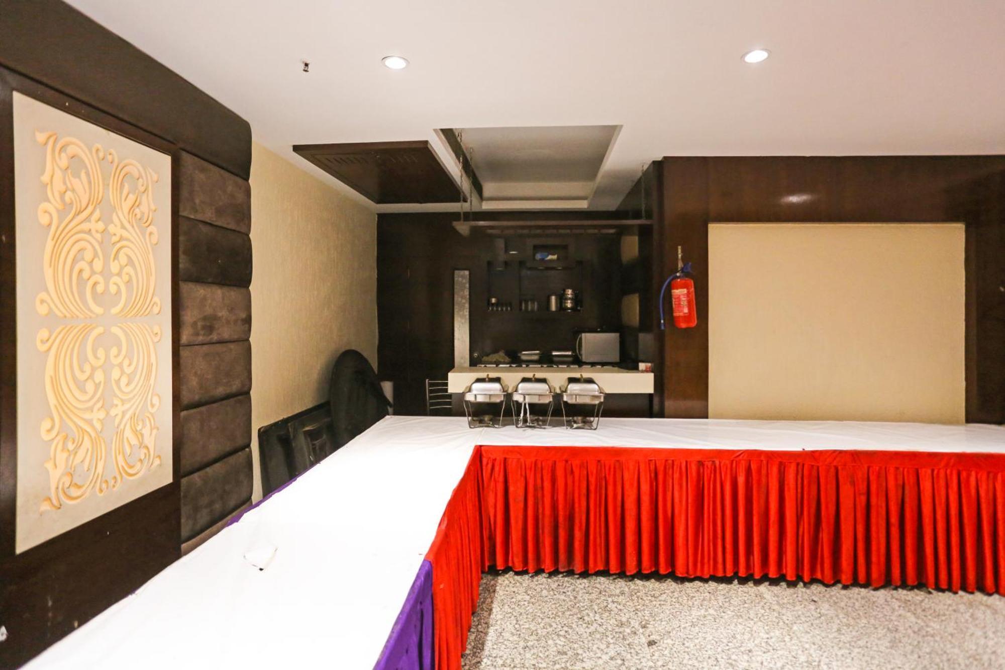 Hotel Silky Palace Near Igi Airportt New Delhi Eksteriør bilde
