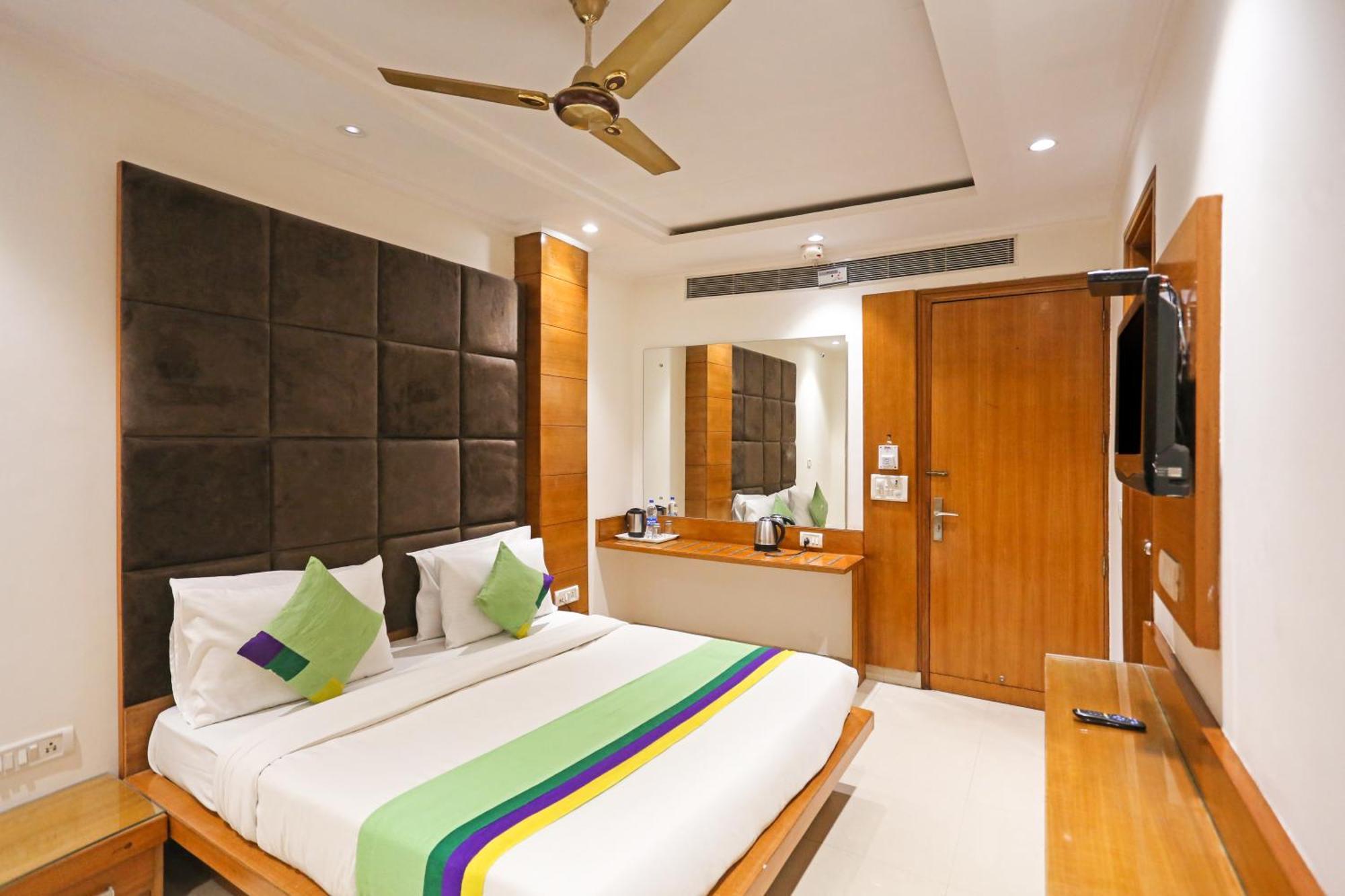 Hotel Silky Palace Near Igi Airportt New Delhi Eksteriør bilde
