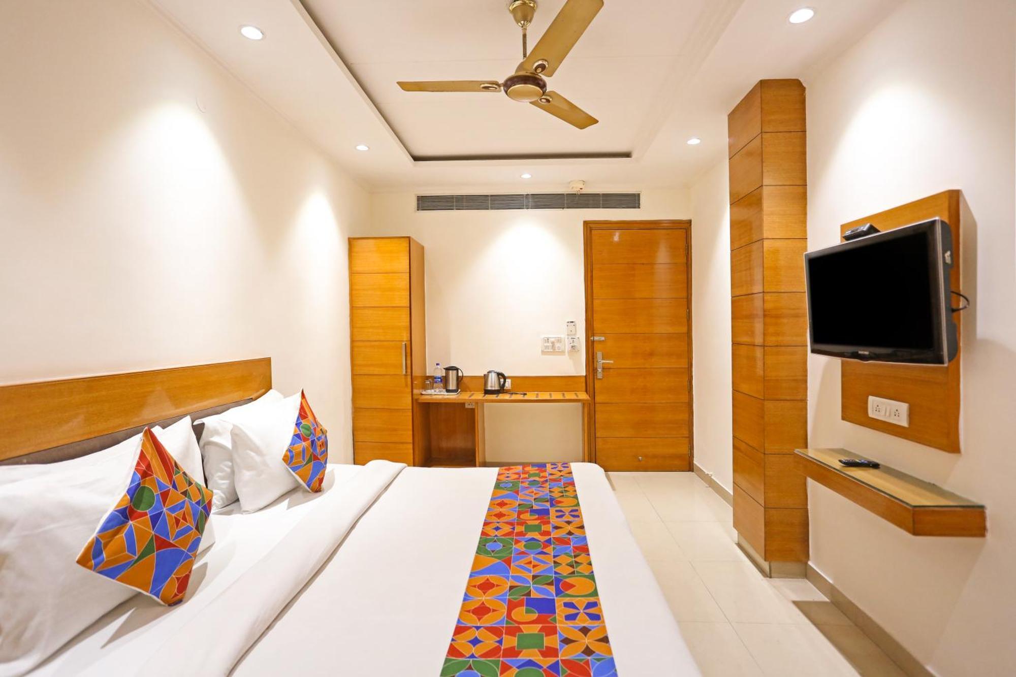Hotel Silky Palace Near Igi Airportt New Delhi Eksteriør bilde