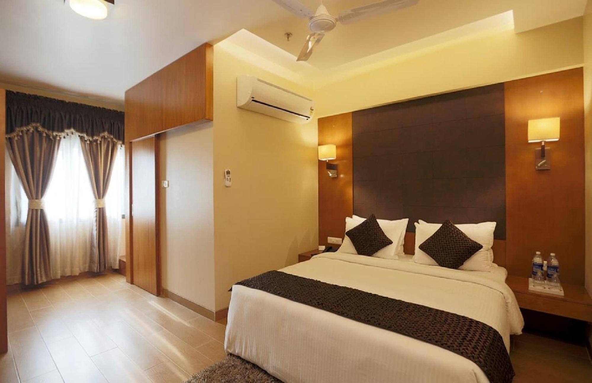 Hotel Silky Palace Near Igi Airportt New Delhi Eksteriør bilde