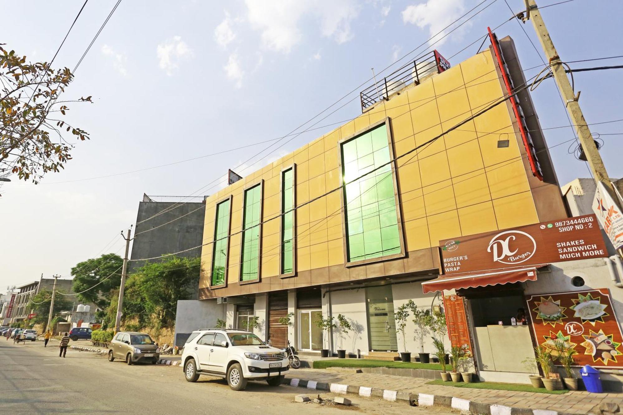 Hotel Silky Palace Near Igi Airportt New Delhi Eksteriør bilde